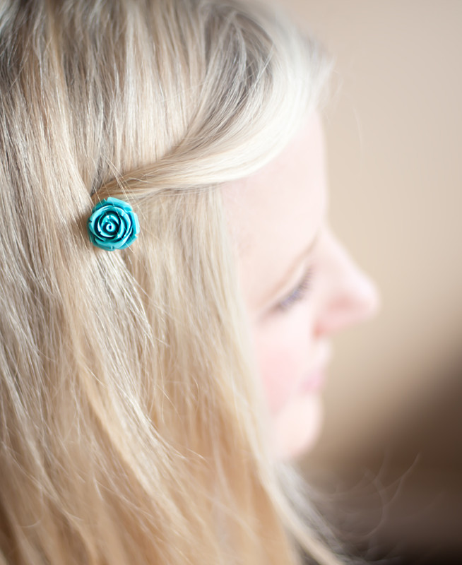 A Flower For Your Hair: Simple Rosette Hair Pins