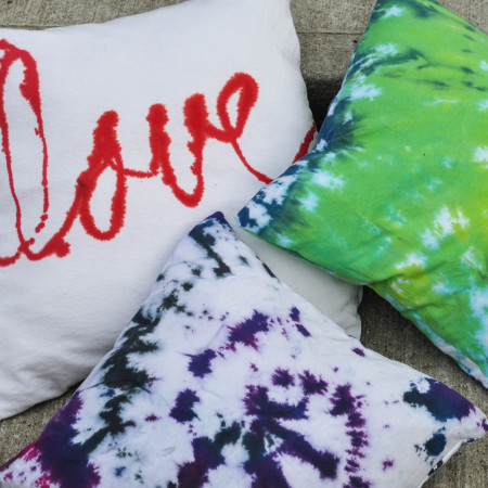 Tie-Dye T-shirt Pillow Tutorial - Suburble.com (1 of 1)