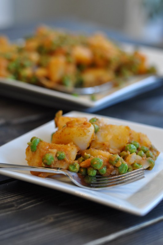 Curried Potatoes and Peas-1