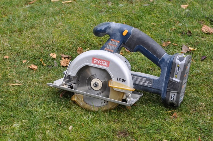 Ryobi Circular Saw - Suburble.com-1