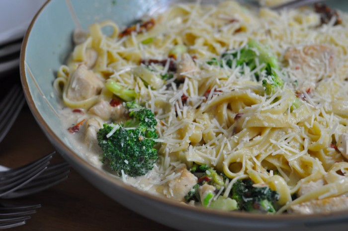 Campbell's Chicken Alfredo with Sun Dried Tomatoes-1