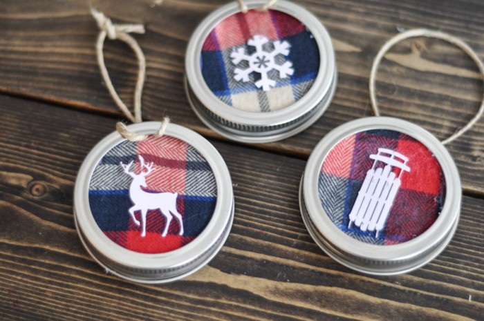 Mason Jar Lid Ornament-5