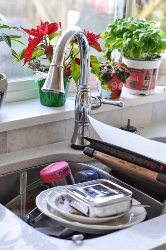 Whirlpool dishwasher - full sink-1