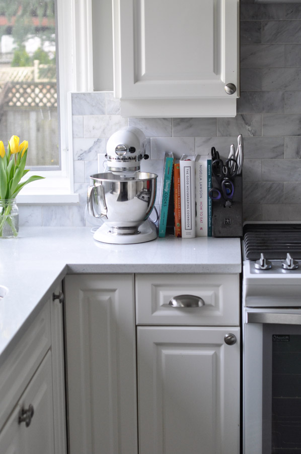 The Finishings Make All The Difference: Cup Pulls in the Kitchen - Suburble