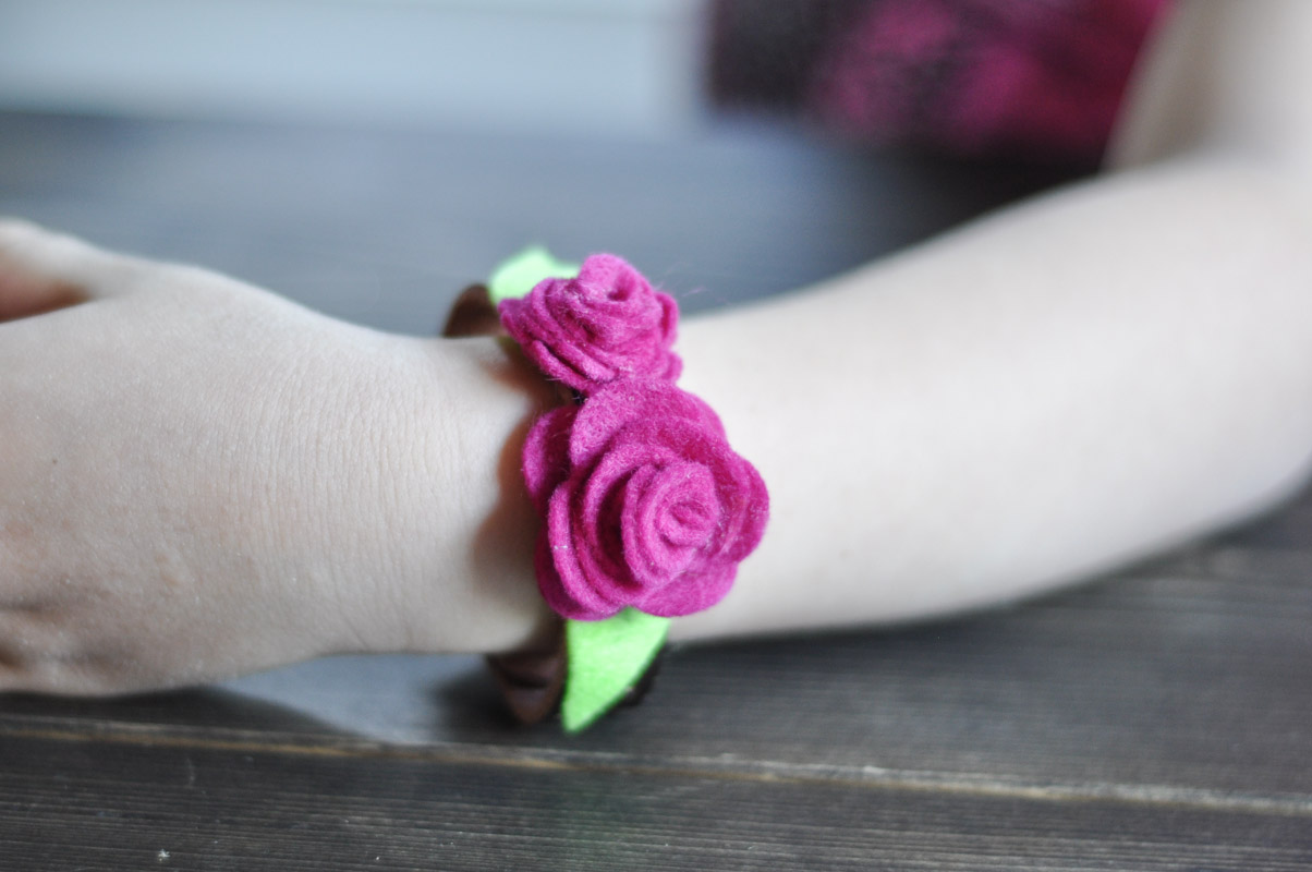 Felt Rose Corsage Cuff-1-2