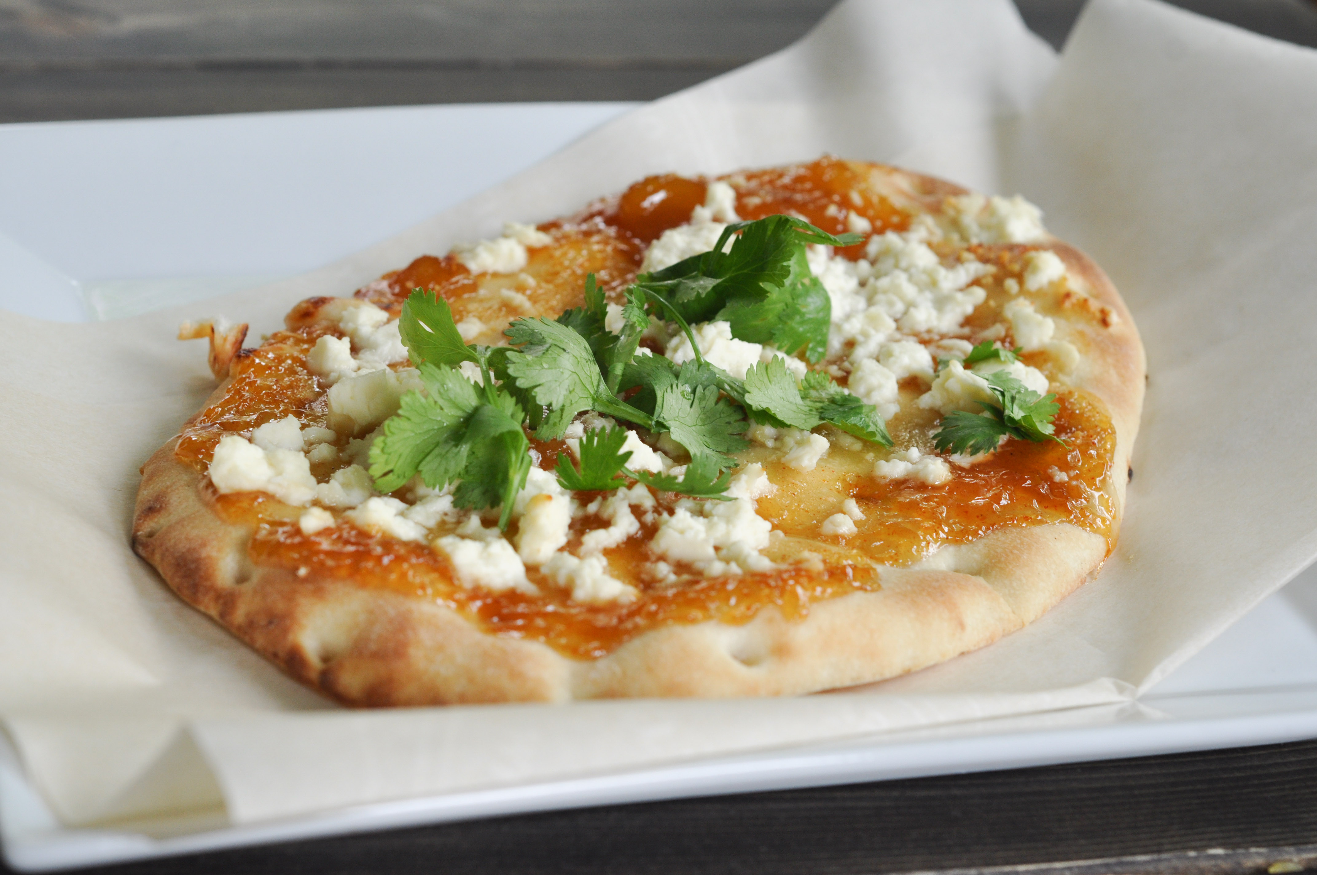 Mango Chutney Naaza (Naan Pizza) - Suburble