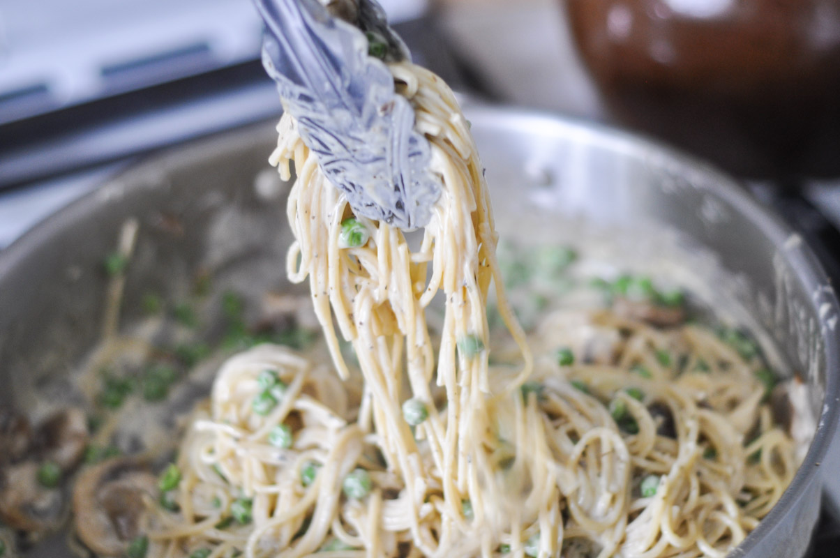 Easy Alfredo Sauce-2