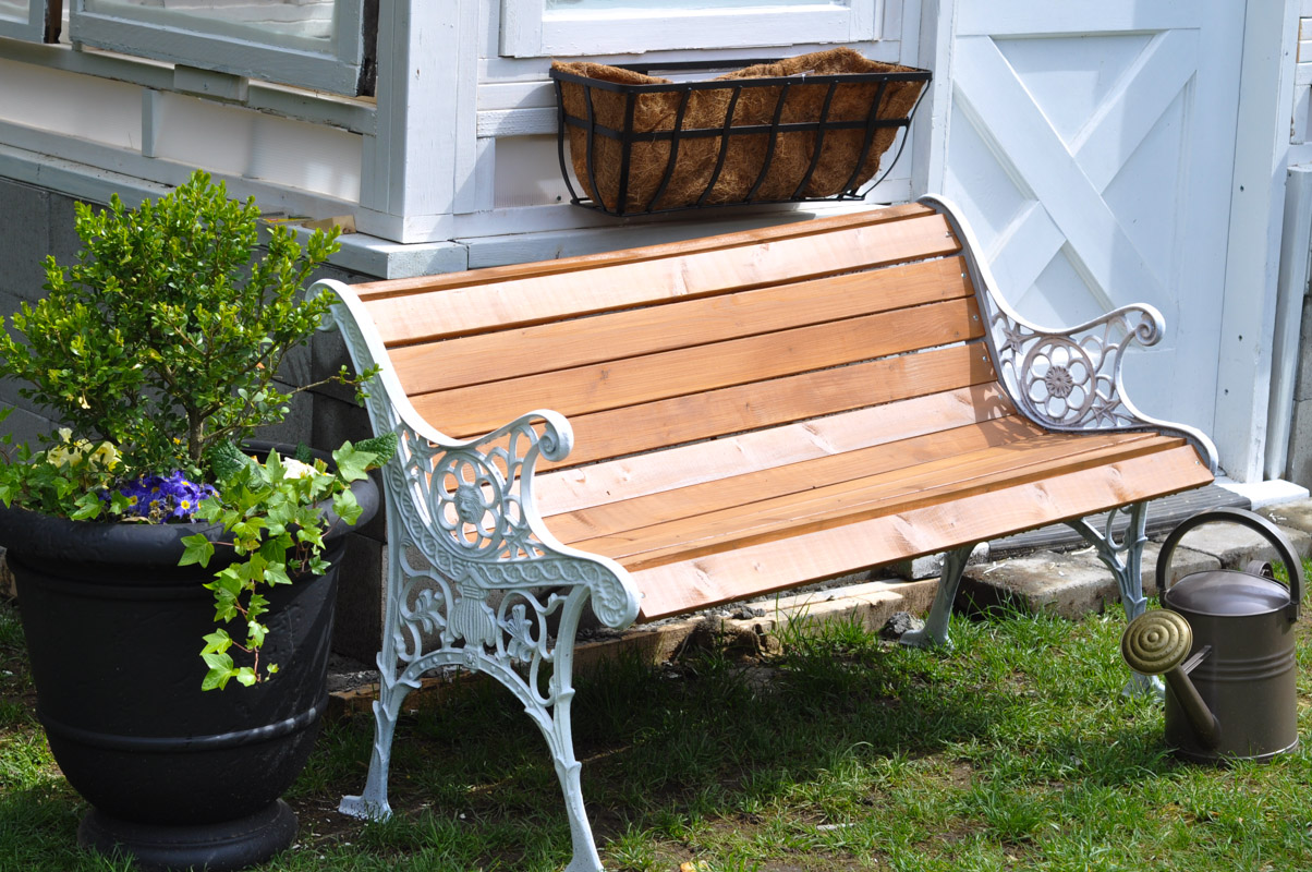 Refinishing A Park Bench-1