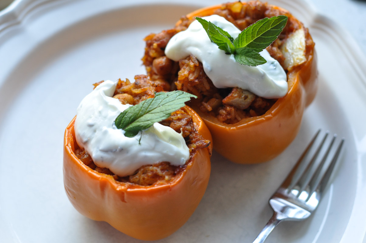 Vegetarian Butter Chicken Stuffed Peppers-5