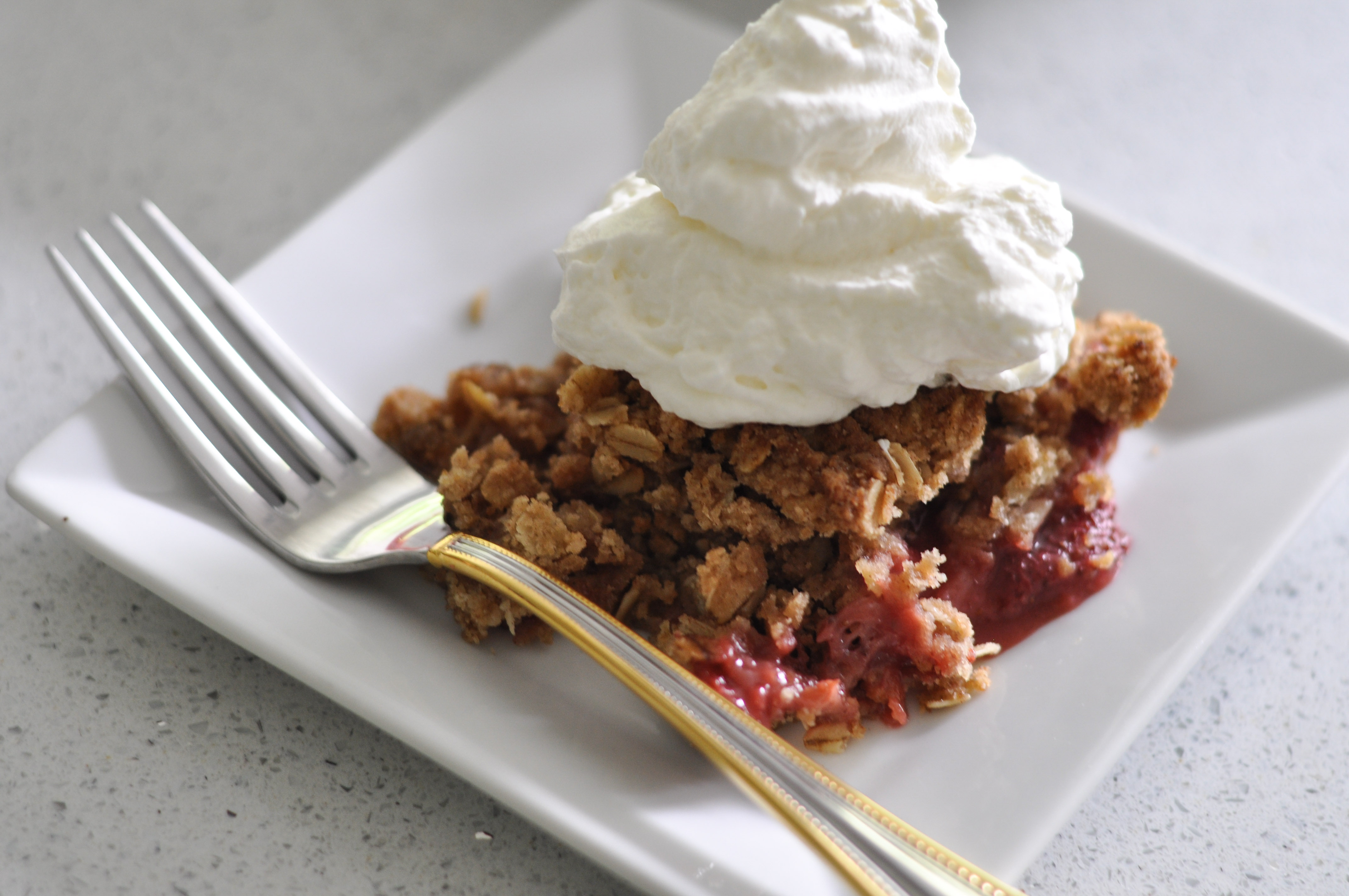 Rhubarb Strawberry Crumble Recipe-6