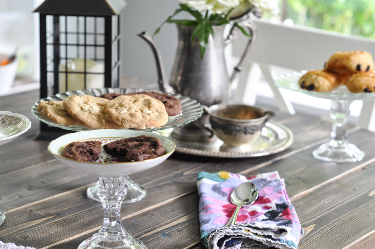 DIY Cakestands Using Vintage Plates