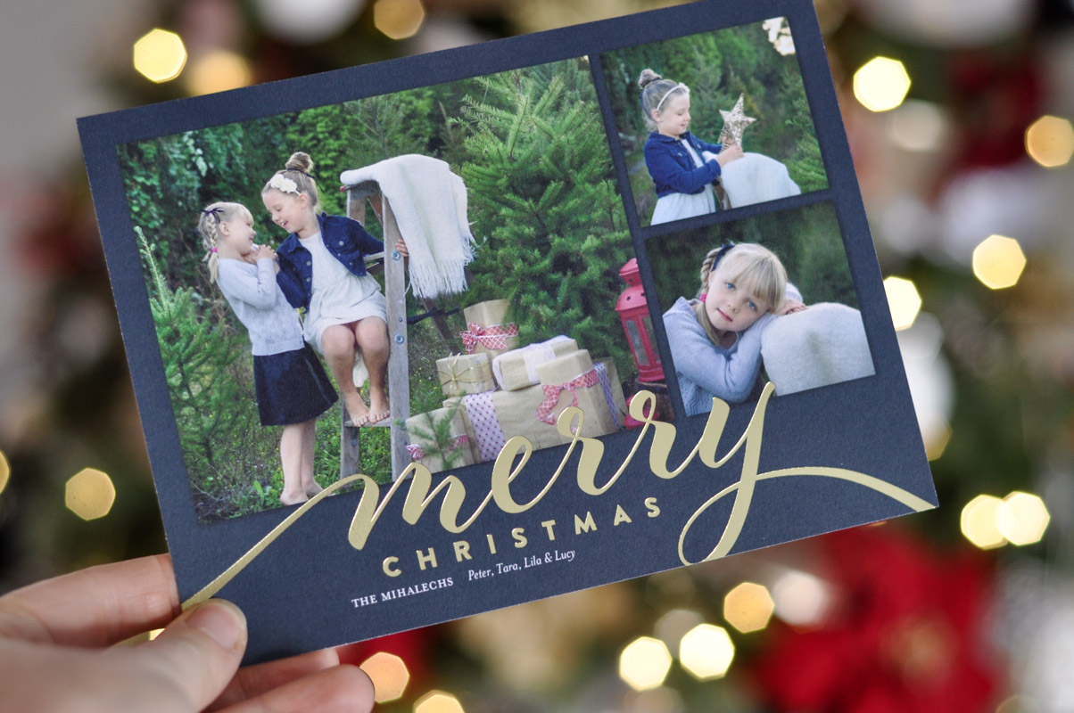 Snail Mail Forever!: Christmas Cards Live On For Another Year