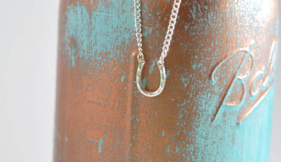 Horseshoe Necklace Tutorial – It’s the Year of the Horse