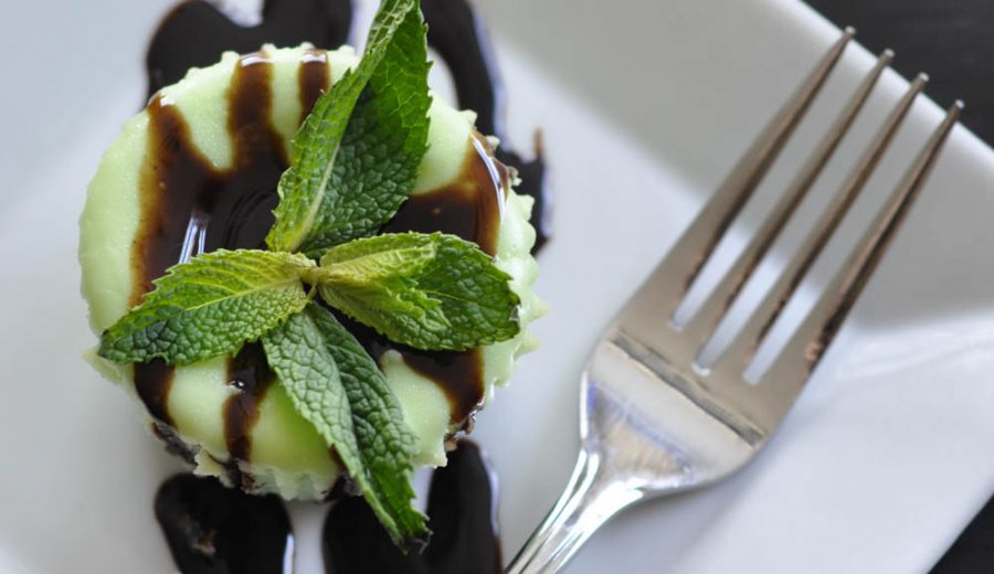 Chocolate Mint Mini Cheesecakes