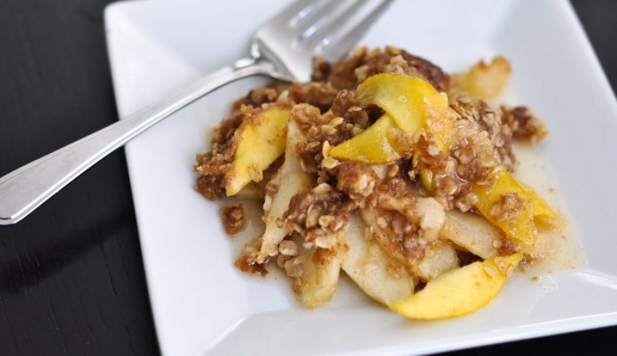 Peach and Apple Crisp – Because the weather says so…