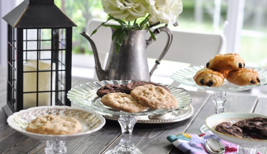 DIY Cakestands Using Vintage Plates