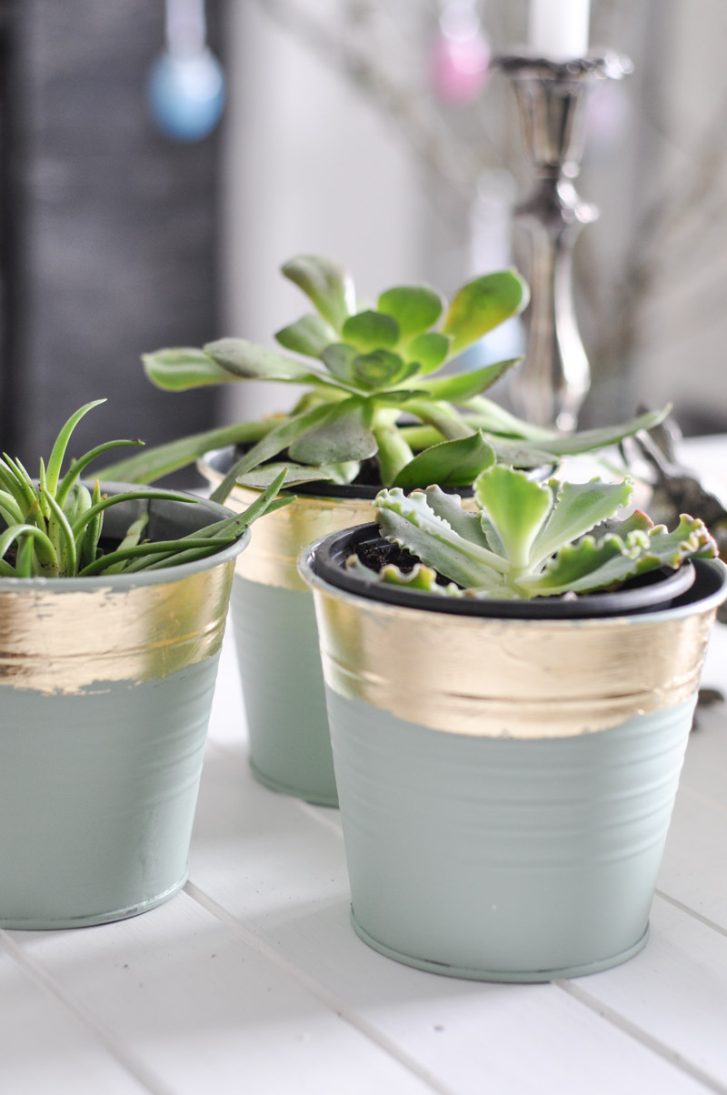 DIY Gold Leaf Planters For Spring-4