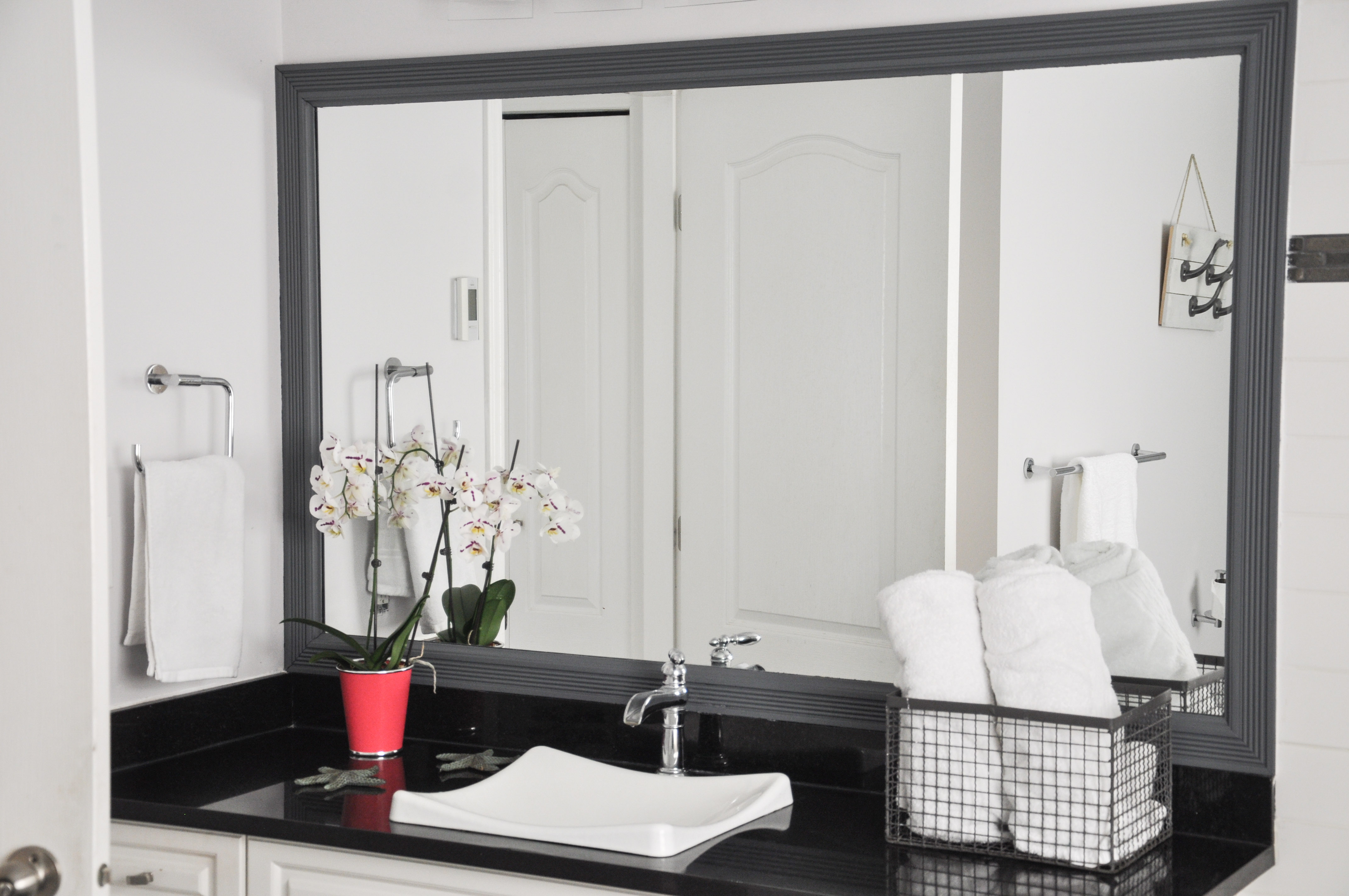 Easily Painting Trim Around A Mirror, How To Trim Bathroom Mirror