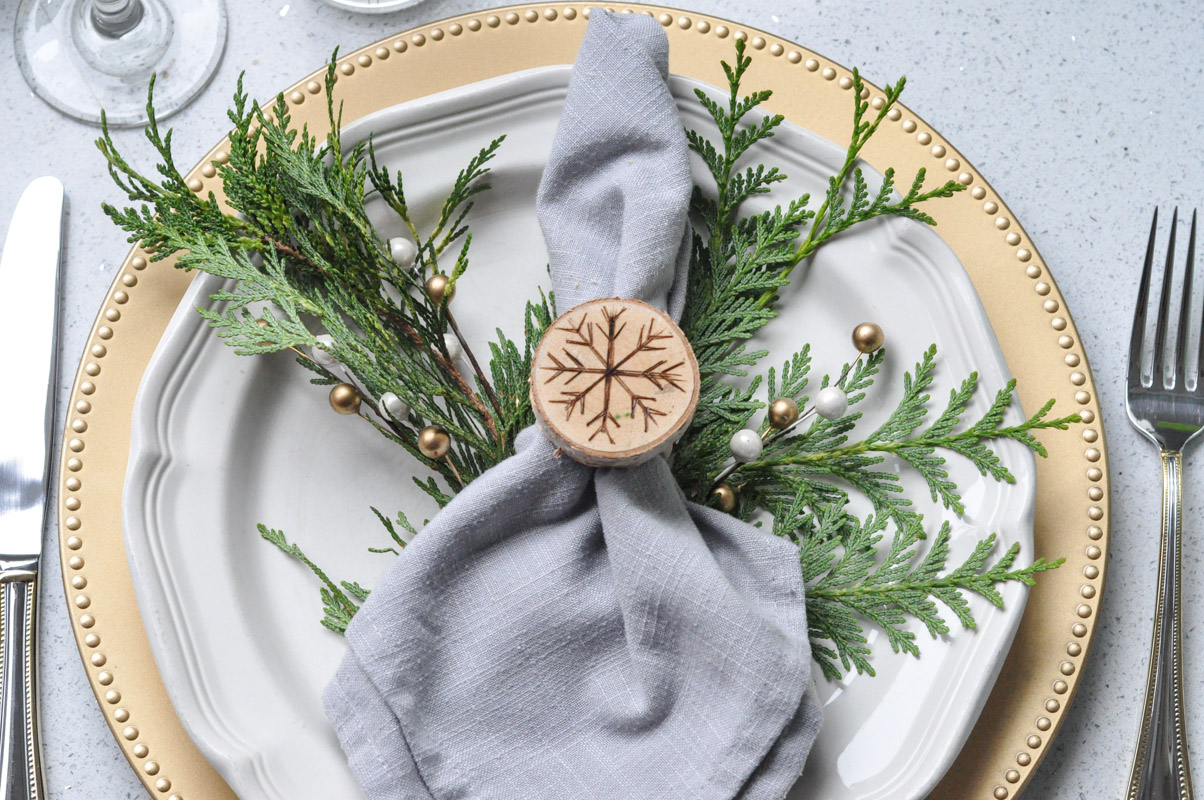 Holiday Wood Slice Napkin Rings - Suburble